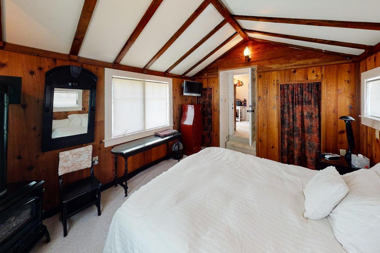 Wecoma Creekside Villa Lincoln City Eksteriør billede